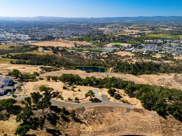 3924 Flintridge Drive, Santa Rosa, CA 95403