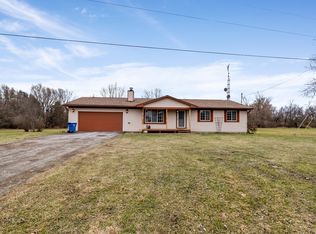 5237 W Ray Rd, Linden, MI 48451
