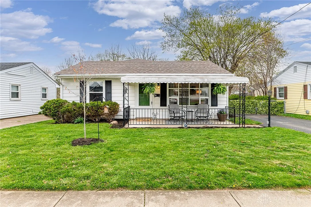 405 3rd St photo 1
