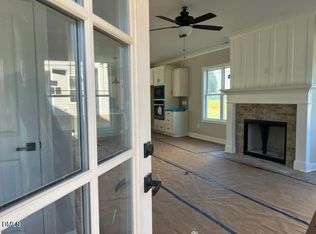 153 Big Pine Rd, Clayton, NC 27520