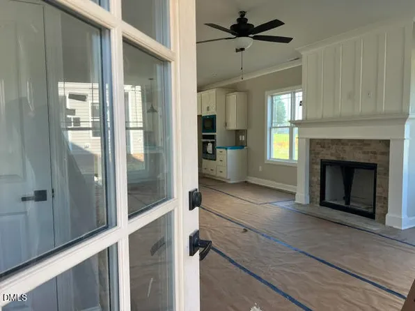 153 Big Pine Rd, Clayton, NC 27520