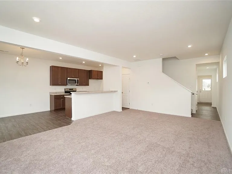 1500 Summerview Ln — Photo 5