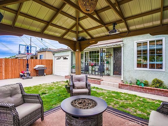 5th image of 115 N Magnolia Ct