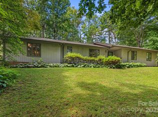 6 Brook Forest Dr, Arden, NC 28704