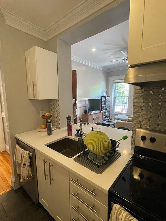 2 bed, $4,750 — Photo 3