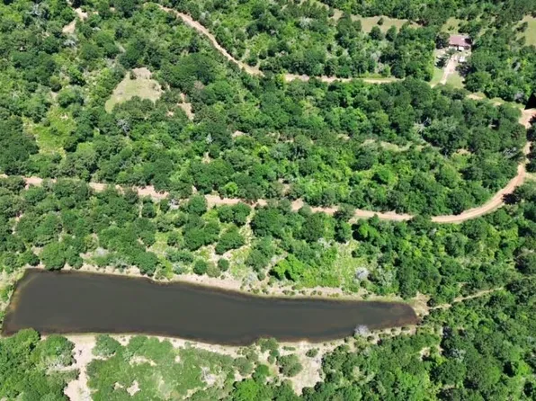 26842 Eagle Dr, Hempstead, TX 77445