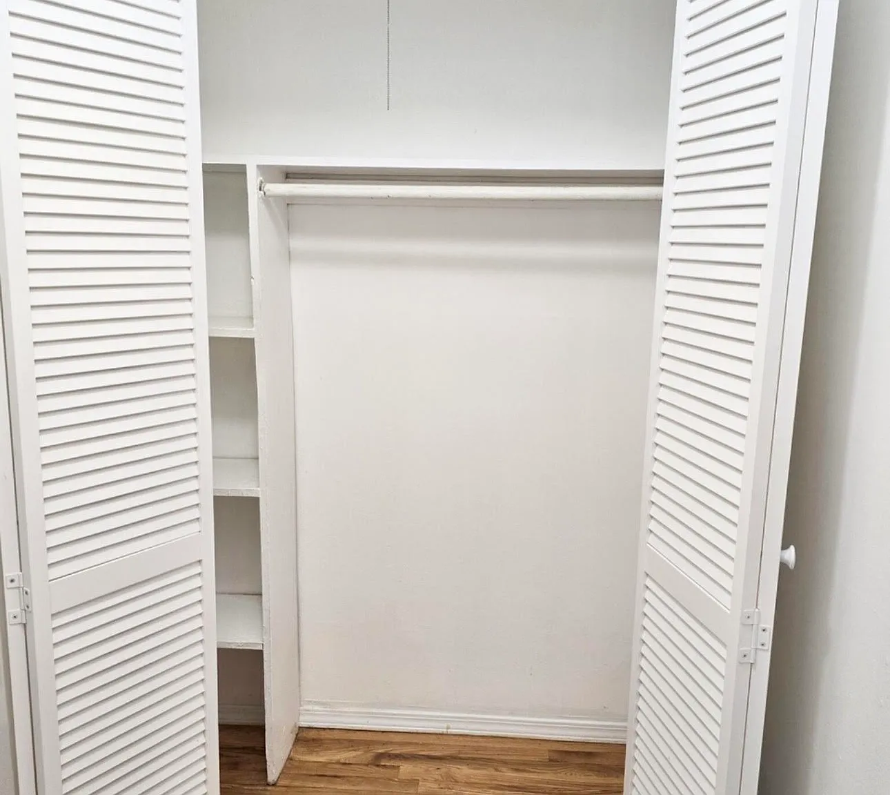 Studio, 500 sqft, $1,300 — Photo 3