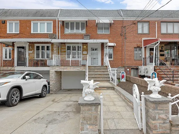 61-36 69th Ln #2, Middle Village, NY 11379