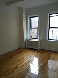 Rented by Roberto Guilbet, LREB