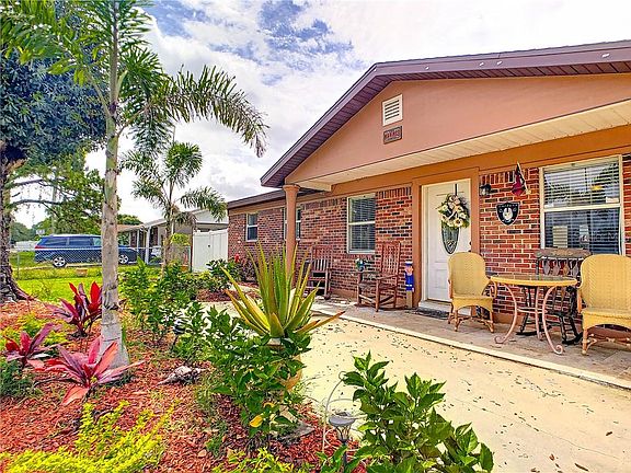 5th image of 512 59th Avenue Dr W