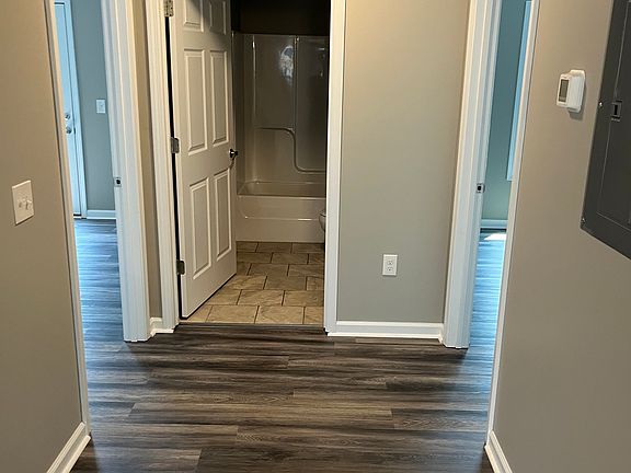 5th image of 400 Southern Cross Dr #6