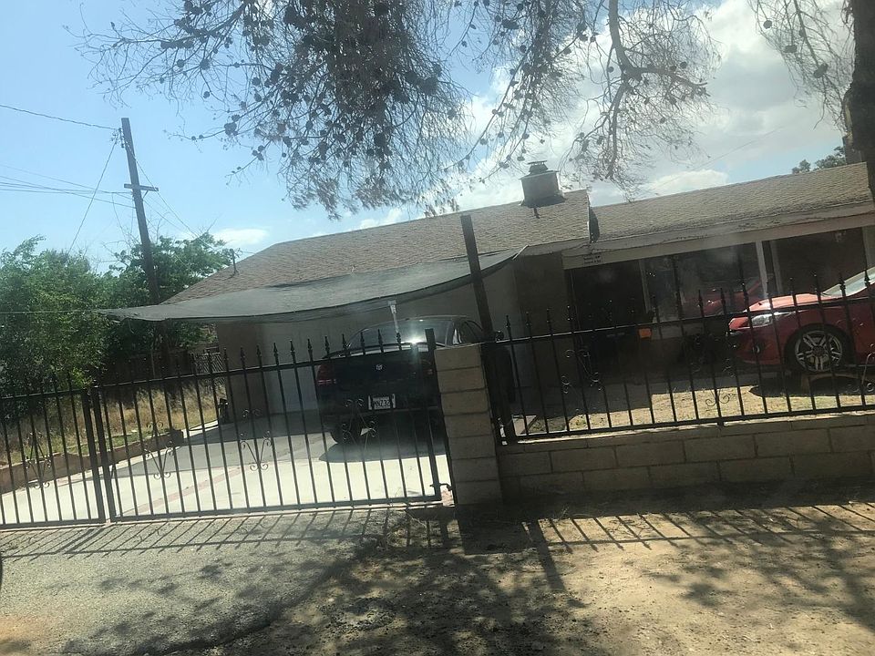 2nd image of 15590 Don Roberto Rd