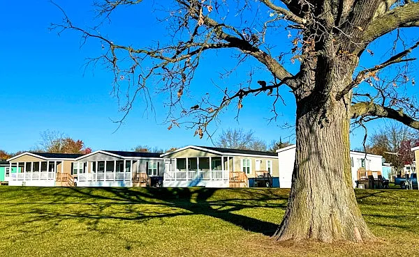 Holiday Estates — Photo 3