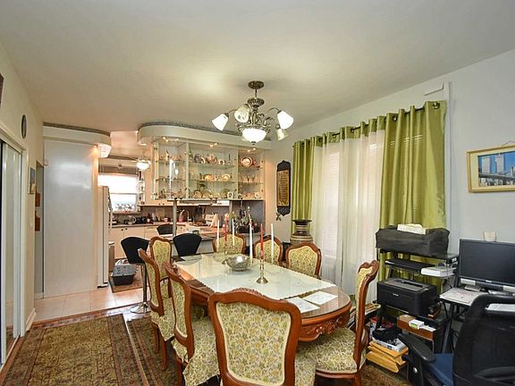 5th image of 8315 Myrtle Ave
