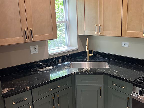 2nd image of 4901 W Parker Ave #1-6