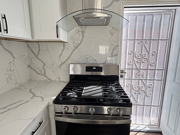 3rd image of 2144 Adams Ave
