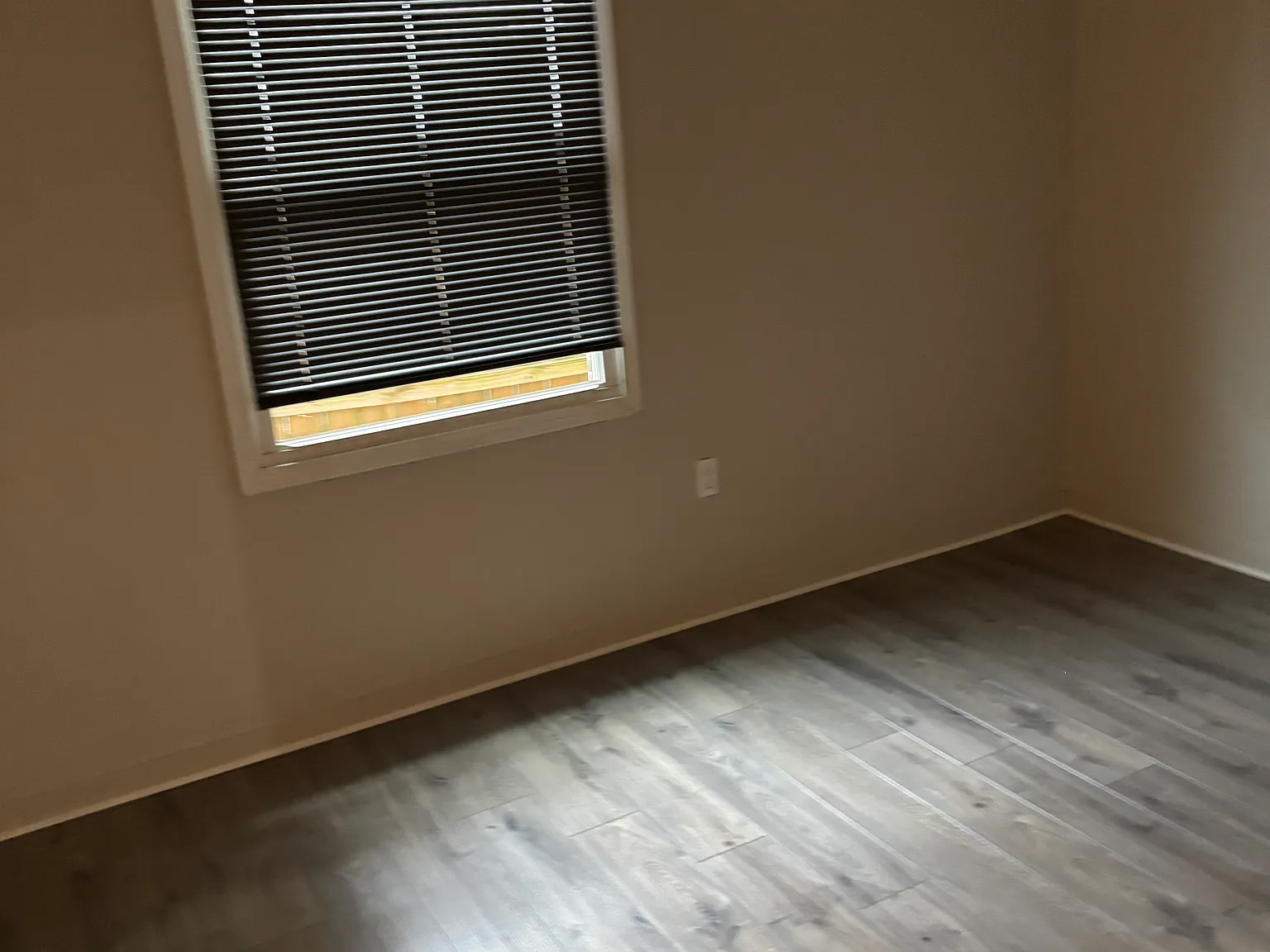 4 bed, 1443 sqft, $2,500 — Photo 2