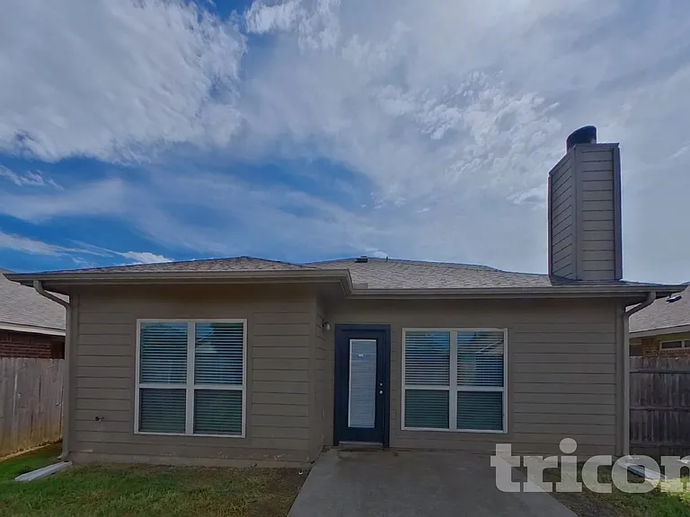 1216 Alder Tree Ln — Photo 17