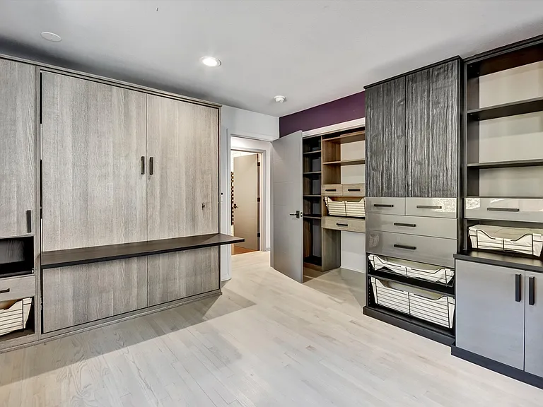 7001 Buckingham Blvd — Photo 18
