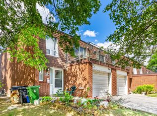 50 Bridletowne Cir #20, Toronto, ON M1W2G8