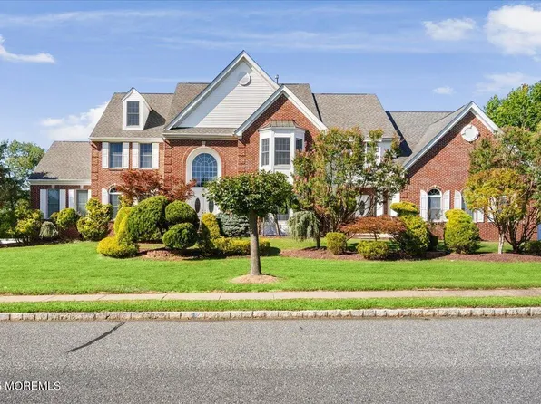 10 Huxley Court, Marlboro, NJ 07746