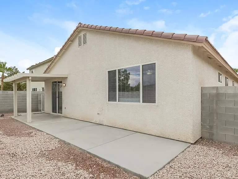 9184 Cazador St — Photo 15