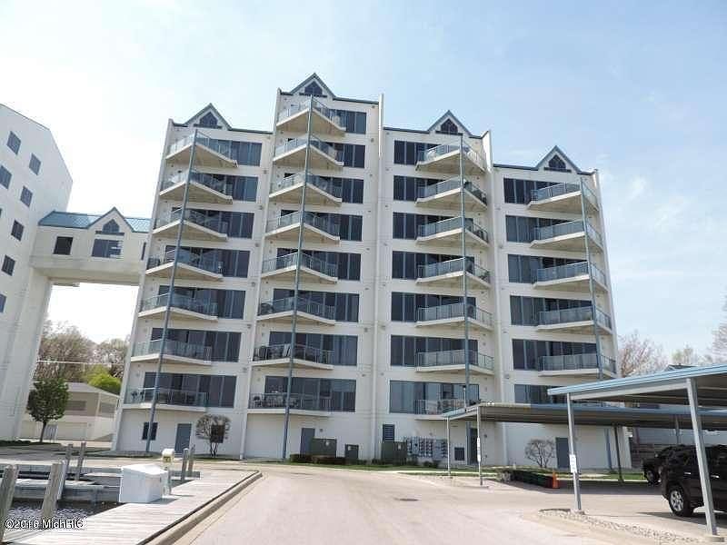 1st image of 2964 Lakeshore Dr Unit W103