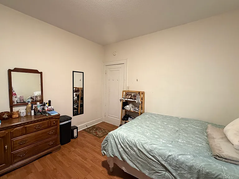 10 Brower St #A4 — Photo 3