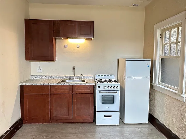 5324 W. Beloit Rd — Photo 6