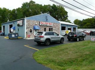 702 Rollins Rd, Ingleside, IL 60041