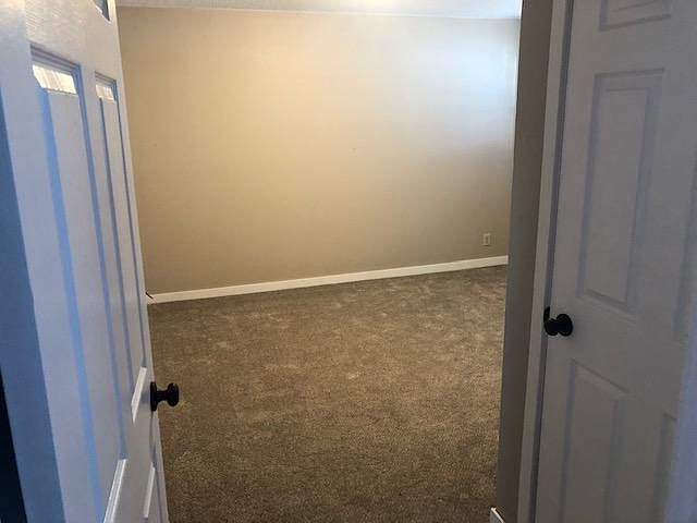 1st image of 615 12th Ave S #615