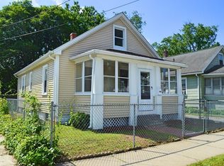 113 Littleton St, Springfield, MA 01104