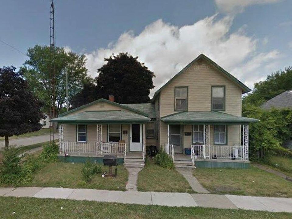 1st image of 524-526 Eastchester St