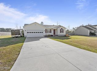 107 Poplar Ridge Rd, Jacksonville, NC 28546