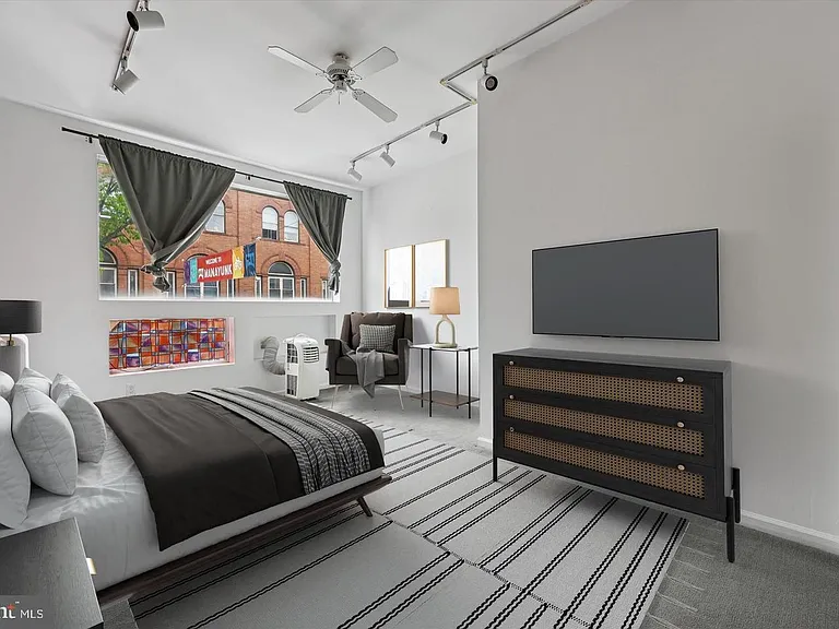4355 Main St #2 — Photo 11