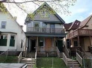 2929 N 11th St, Milwaukee, WI 53206