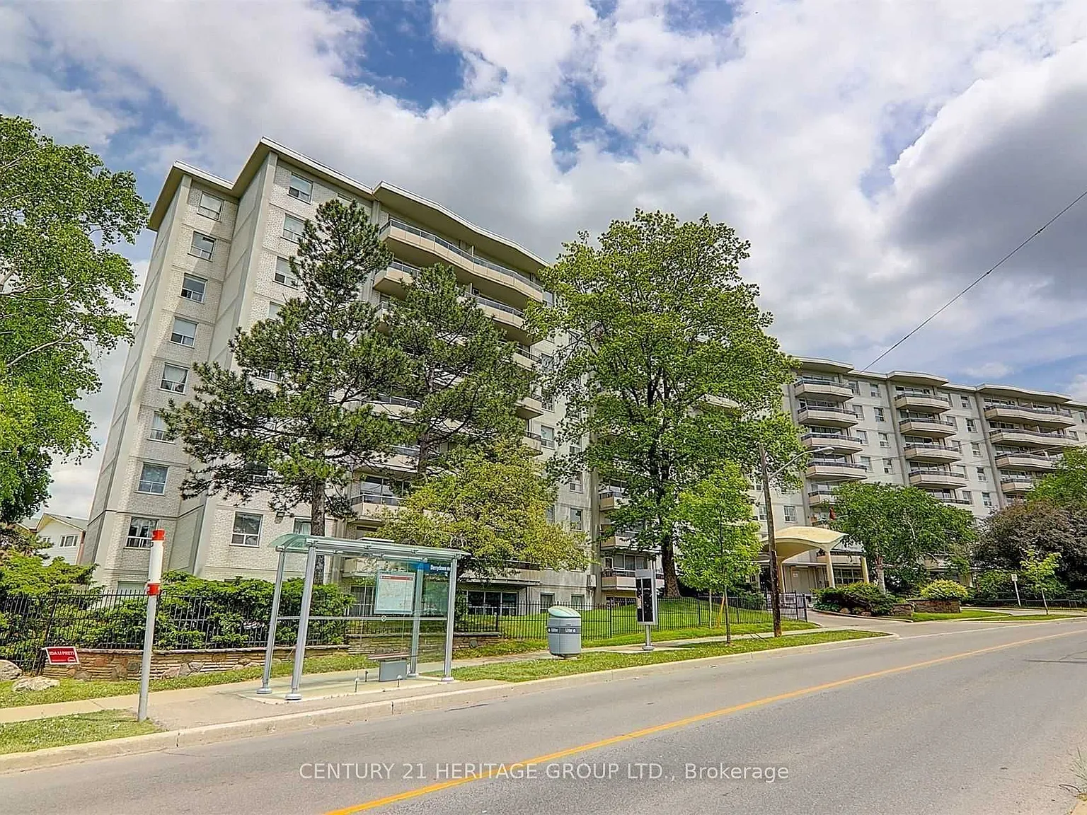 2 bed, $2,700 — Photo 3