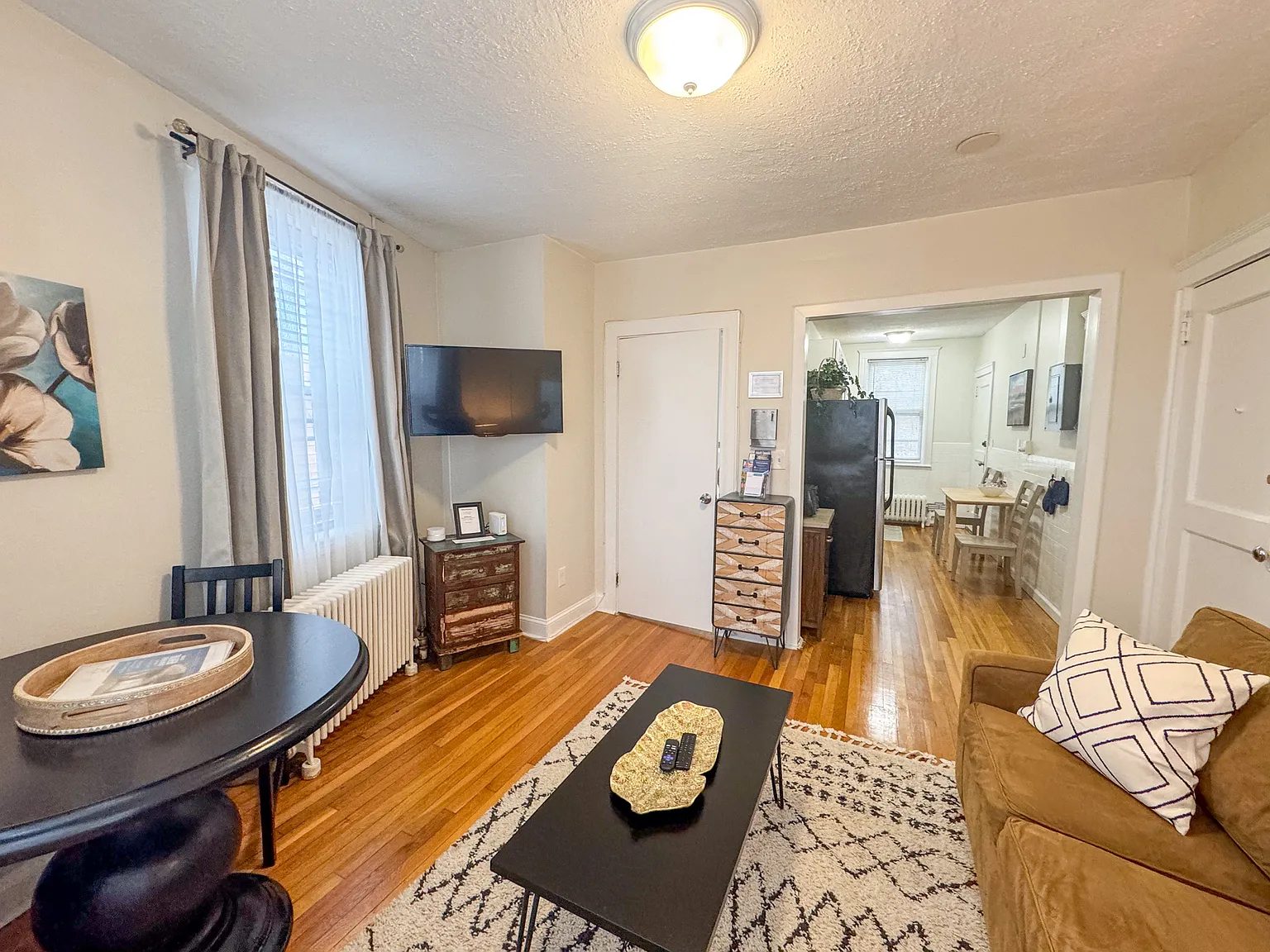 1 bed, 500 sqft, $4,725 — Photo 3