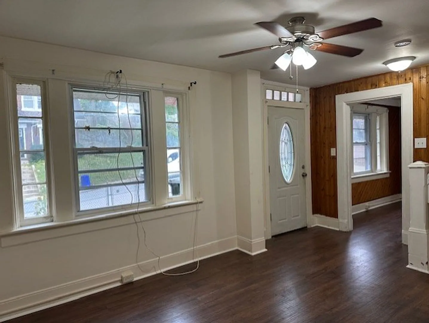 Spacious 4-Bedroom, 1-Bathroom Row Home For Rent in Harrisburg, PA, Located Within the Harrisburg... — Photo 3