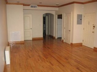 201 Meserole St #2, Brooklyn, NY 11206