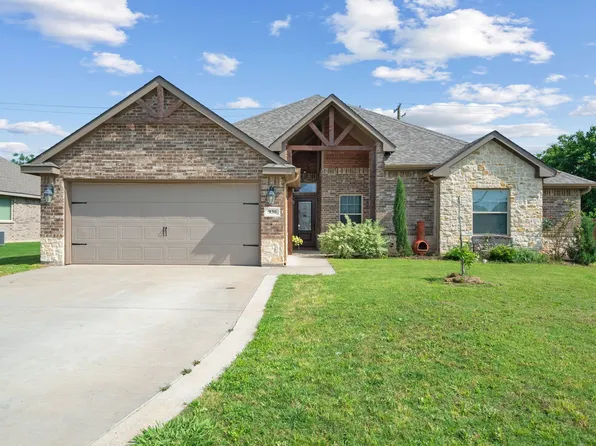 930 Elk Ridge Dr, Stephenville, TX 76401