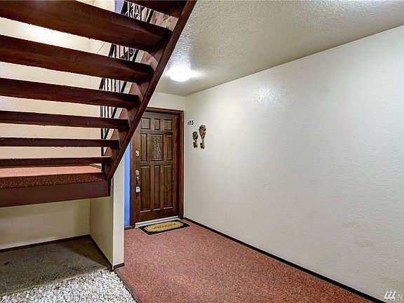 4th image of 17914 23rd Ln NE APT 103