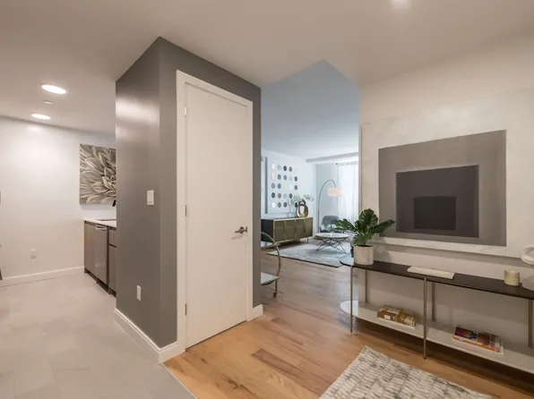 1277 East 14th Street image 3 of 18