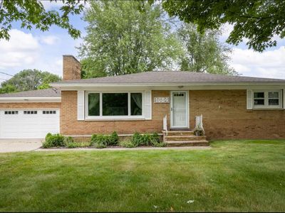 1684 Hendrick Rd, Muskegon, MI, 49441