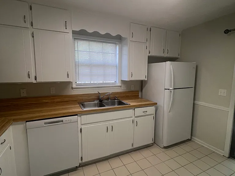 2396 Ryan Pl #A — Photo 2