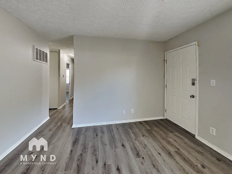6649 Meadowlark Dr — Photo 9