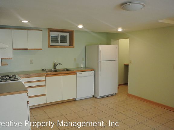 3rd image of 1127 11th St NW #B