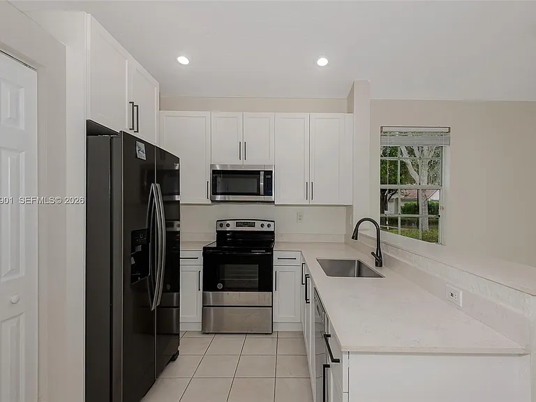 18823 SW 28th St — Photo 15