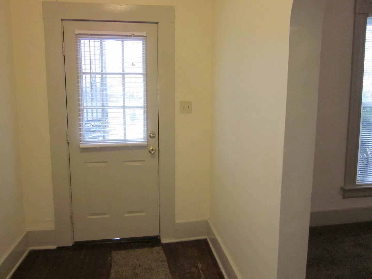 128 E Taber — Photo 3