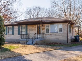 4 Lynn Lea Ct, Shively, KY 40216